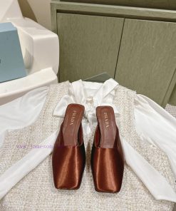 | ²⁰²4 𝐬𝐬  🤍🤎Prada's New Spring And Summer Stunning Slippers Are So Surprising This Season. The btuz5kui