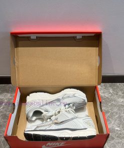 Top Of The Line Nike Zoom Vomero 5 "Photon Dust" Low Cut Running Shoes In White. Wearing Photon 9wy08yl6