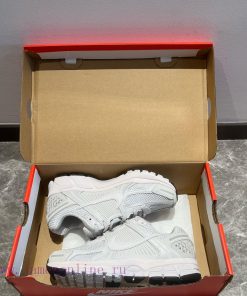 The Top-level Nike Zoom Vomero 5 Vast Grey Low Cut Running Shoe Gray A-COLD-WALL * Brought Zoom 0kt3v9ae