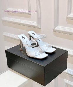 𝐓𝐇𝐄𝐀𝐓𝐓𝐓𝐈𝐂𝐎 Stylish Yet ExquisiteHer Bold Aesthetic Makes Her Stand Out Among Celebrities And Be 30act03t