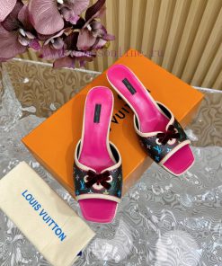 New LV Donkey Brand 2024 Early Spring New Top Original Developed Vintage Vintage Art Velvet Bow 48kjb6j8