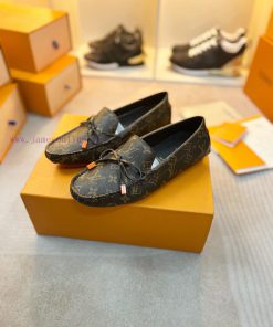𝓛𝓸𝓾𝓲𝓼 𝓥𝓾𝓲𝓽𝓽𝓸𝓷𝙇𝙤𝙪𝙞𝙨𝙑𝙪𝙞𝙩𝙩𝙤𝙣 Louis Vuitton 2024 Classic 𝓛𝓿𝓣𝓻𝓪𝓲𝓷𝓮𝓻 Sports Series ¯LV. Driver Mokasi i29fxs0n