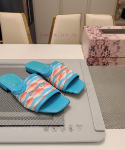 JlMMY CHOO Zhou Yangjie 2024 𝐬𝐬 (specially Packaged In 23 3D Snake Pattern Magnet Boxes) Top En tnt1kt0k
