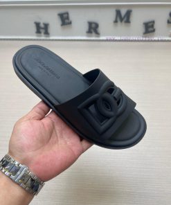 D&G Dolce&Gabbana 2024 Rubber Men's DG Logo Beach SlippersThe DG Logo Is Embellished On The Upp efs23vcv