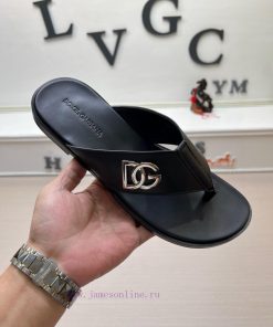DG Dolce&Gabbana Fashionable Men's Slippers With A Top Layer Of Cowhide On The Upper LOGO Origi 5fl8vt7e
