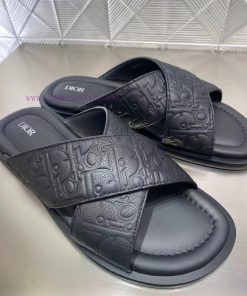 The Dior Alias Sandals Combine A Casual And Elegant Style Crafted With Khaki Dior Gravity Print wn4of1n9
