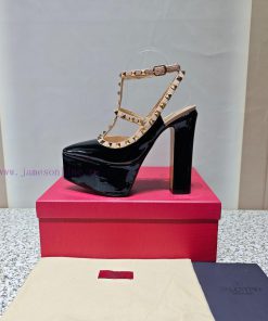 Valentino Paris Fashion Week 2023 Spring/Summer Show Collection 2023 New Valentino Hentian High 4b4agl6t