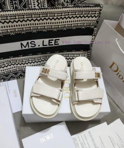 The White Sheepskin Dior ACT Cooler Style Is Fashionable And Paired With An Insole That Fits Th s9f6e8gs
