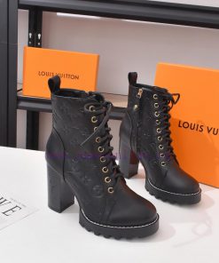 Synchronize L.V Louis Vuitton Lo.uis Vu.itton Classic High-heeled Martin Boots A Popular Item T 5odth3yq