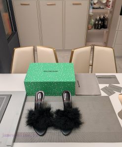 Balenciaga 2024 New Camel Hair Material Sandals2024 Official Limited Edition "magnet Box" Holid f7rt2hb9