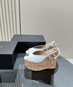 Hot Selling Product Xiaohongshu ◼ AlAIA ◼ Thick Soled Sandals Series LaunchedCountless Renowned gpn25xij