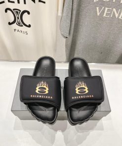 Couple StyleBalenciaga 2024 New Couple's Beach Slippers From BalenciagaFull Of Luxury European l9z2as13