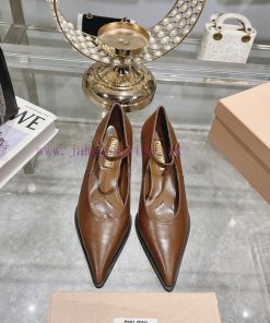 Miu Miu Fashion Show 24 Spring/summer New Item Hollowed Out Single Shoe 🫅The Runway Show Is A P tgmbrwf5