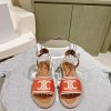 | ²⁰²4 𝐬𝐬  🤍🤎CELINE's New Popular Arc De Triomphe British Style Flat Sandals And Slippers Are S 2s9uab14