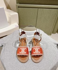 | ²⁰²4 𝐬𝐬  🤍🤎CELINE's New Popular Arc De Triomphe British Style Flat Sandals And Slippers Are S 2s9uab14