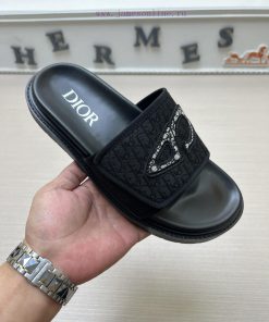 Dior's Unique Classic New Product Fashionable And Stylish Is Carefully Crafted From Dior Fabric rdmusggl