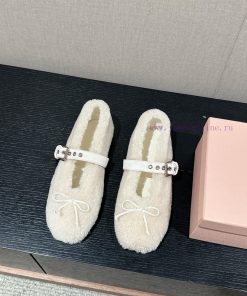 Top Qualitymiumiu Ss24new Arrival～Miu Miu 2024 Autumn/Winter New Hairy ShoesThe Creamy Ballet S kb8j107s