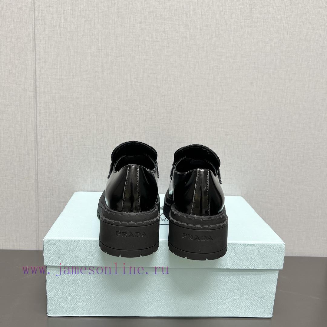 Top TierPrada A~2024 Spring/Summer Purchasing Grade Classic Thick Bottom Casual 'Round Head Tri sztmjx0c - Image 9