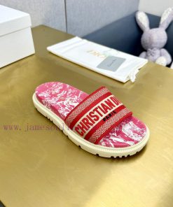 Dior - Dior 2024 Early Spring New Reverse Thick Bottom Jelly Color Women's SandalsCD Letter Log 9ra0rw62