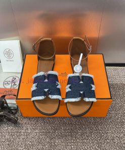 Hermes Spring/Summer Classic Santorini Color Blocked H-shaped Dragging Women's Shoes Hermes Fla 2ny6kj7n