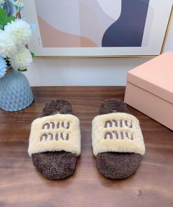 Miumiu Top2024 Autumn/Winter Trendy Mao Tuo 11 Mold Breaks The Market With All European And Ame exnwtj7r