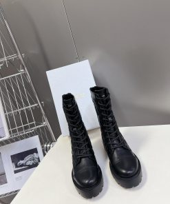 Dior Autumn And Winter Runway Collection Martin Boots Featuring Numerous Celebrities Internet C k1hjscjx