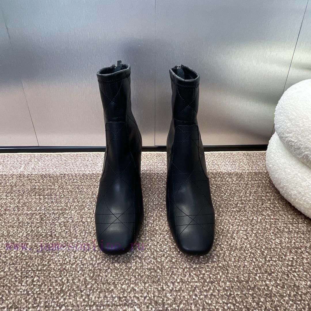Dior 2024 Autumn/Winter Collection D-Shadow High End Collection Women's Boots Star Same CD Lett 0a55b7j0