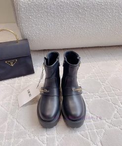 Dior's New Thick Soled Short Boots With A Thick Tube Design Are Really Eye-catching With Slim L iy1wrwqm