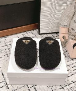 Top QualityPrada Fw24 New Arrival～P Home 2024 Autumn/Winter New Hairy SlippersHow Could A Pair liob8bo7