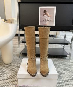CELINE's Latest Retro Fashion Boots For Fashion Bloggers Featuring A Vintage European And Ameri 714fxdfo