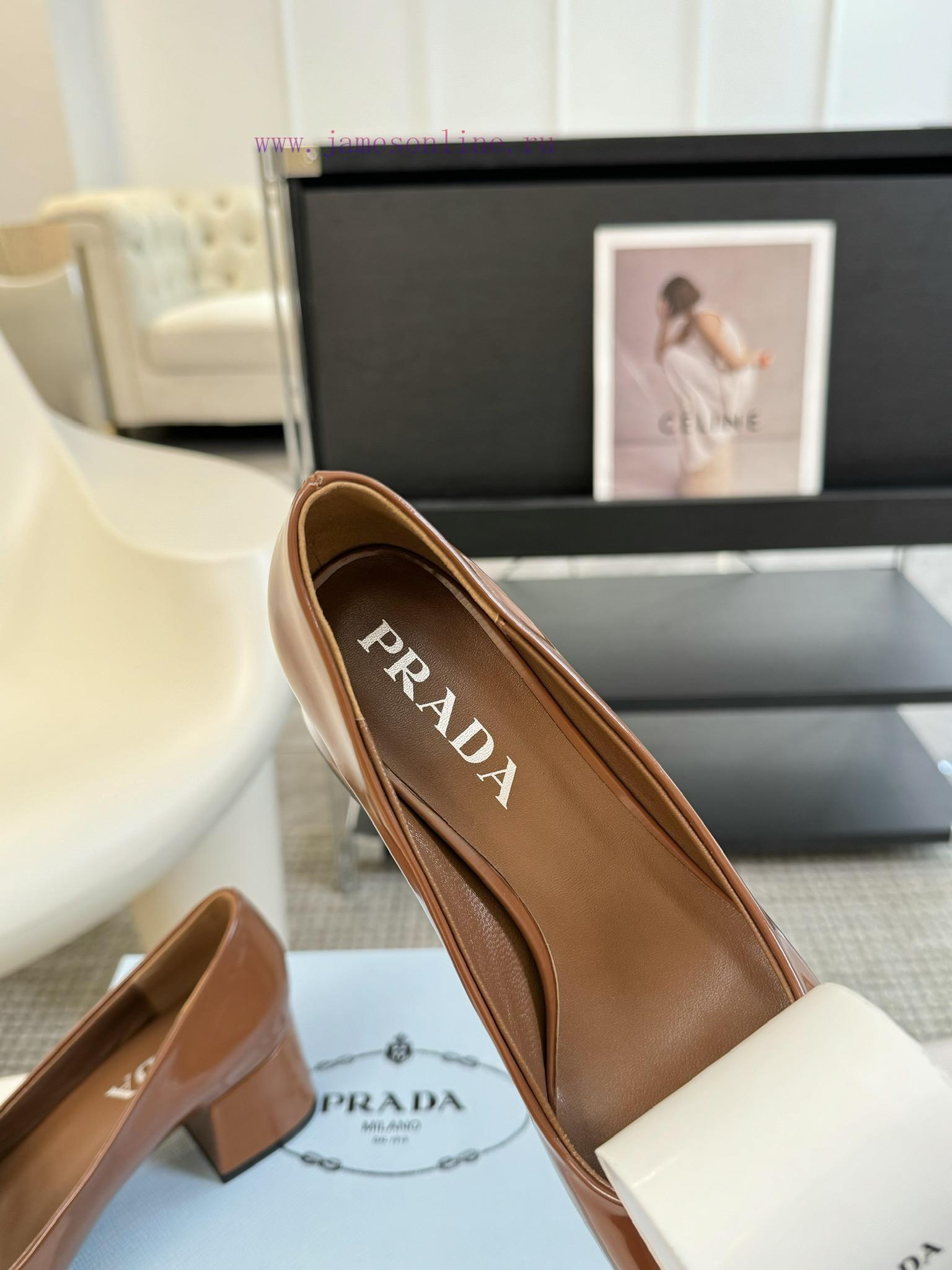 PRADA/PRADA ClassicTriangle Logo Single Shoe SeriesThe Simple Design Is Probably Its Most Appea yqb8idur - Image 8