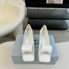 PRADA/PRADA ClassicTriangle Logo Single Shoe SeriesThe Simple Design Is Probably Its Most Appea 9c26sypa