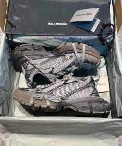 Top Balenciaga Balenciaga 3XL Mud Dyed Silver Grey Comfortable Upper With Excellent Stretchabil jtsqyaq2