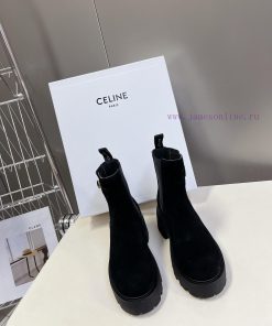 CELINE's Latest Autumn And Winter Fashion Show Lisa's Martin Boots Are Popular Among Many Celeb e5izg4k6
