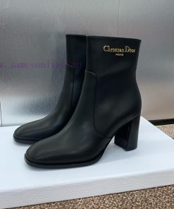 Dior 2024 Autumn/Winter New D-Town Collection Punk Style Low Heel Women's Boots Star Same CD Le oiescly9