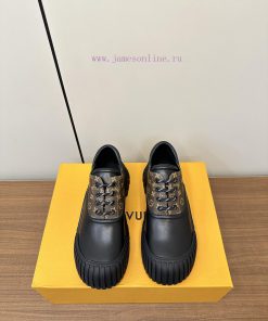 LOUIS VUITTON LV Loafers Retro Unisex Style Single ShoesClassic Embossed Retro Fashion Super Du fsccd3fy