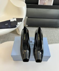 8.5cmPRADA/PRADA ClassicTriangle Logo Single Shoe SeriesThe Simple Design Is Probably Its Most cv7i6muv