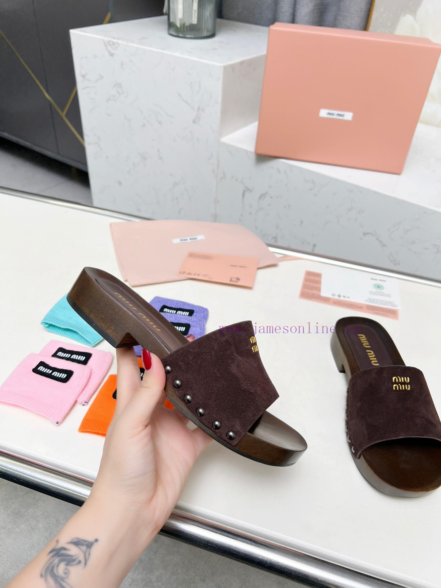 P. Miu Miu's New Cool Slippers Clog Slippers Fashionable And CasualImported Soft Cowhide With H 0a5meaqi - Image 2