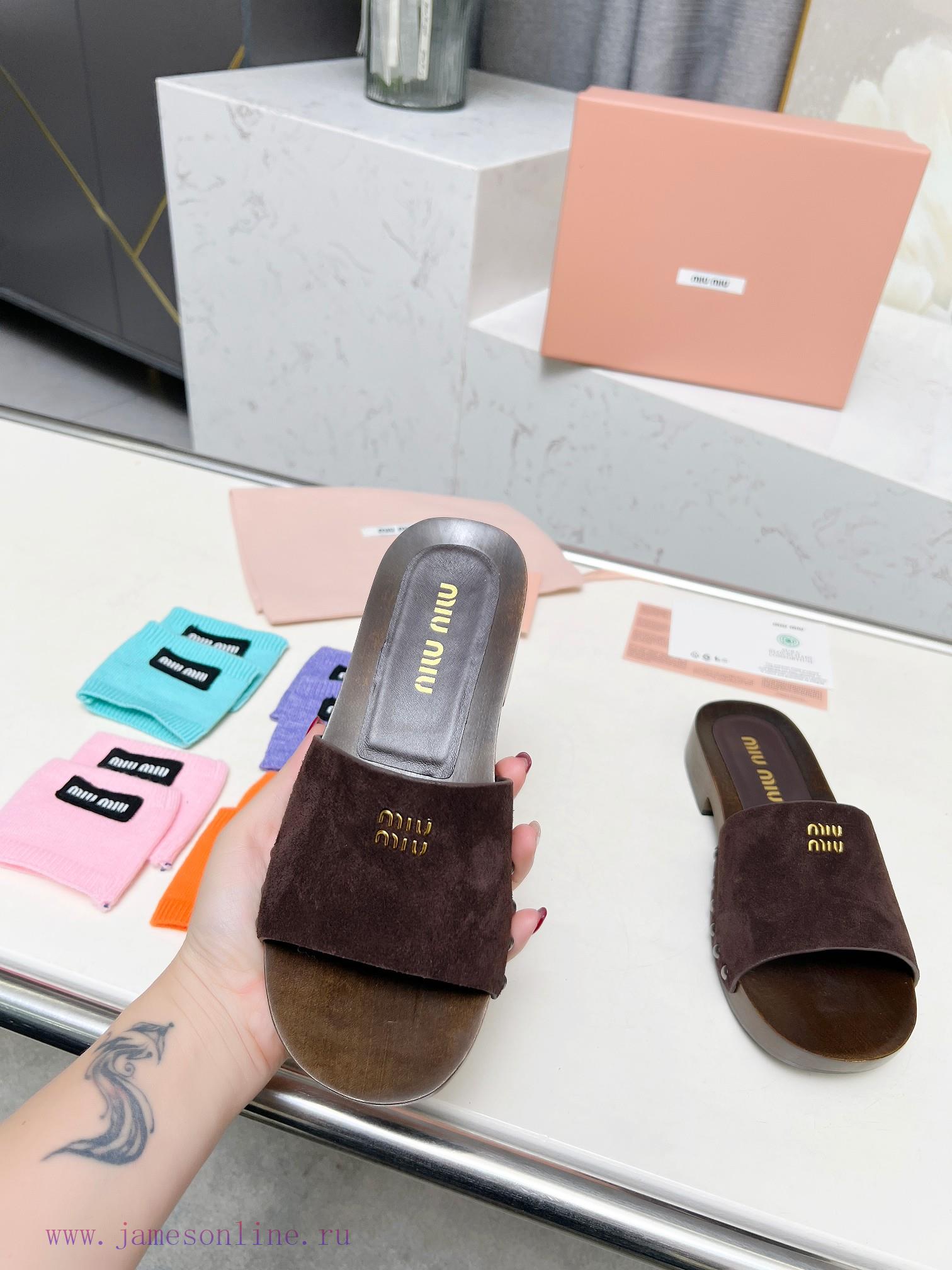 P. Miu Miu's New Cool Slippers Clog Slippers Fashionable And CasualImported Soft Cowhide With H 0a5meaqi - Image 4
