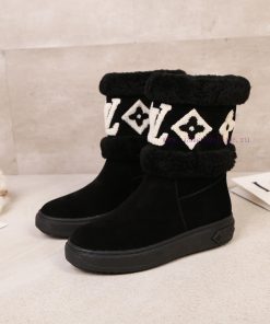 P Classic Lv Snow Boots Are Made Of Handmade Patchwork Fabric And Each Pair Of Shoes Consumes T zj58s3f7