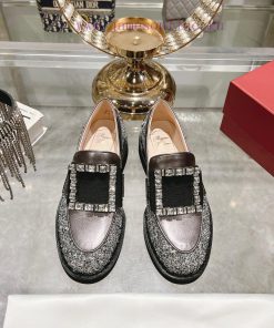 The Latest "Roger Vivier" 24 New Autumn And Winter Styles Classic Copper And Diamond Buckle Sin pjrd99hn