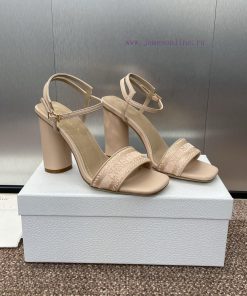 Dior Dway 2024 Spring/Summer High Heels Embroidered Color Blocked Sandals CD Letter Logo Celebr v7gt8jlu