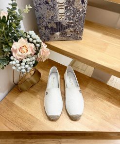 Top Original 11 RemakesDior 2024 Early Autumn CollectionThree Dimensional Embossed Pattern On F j45zx7du