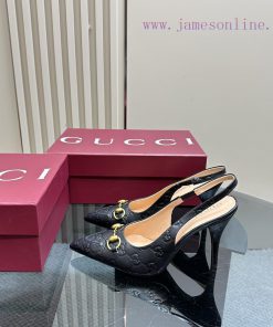 2025Gucci's New GUcc 𝐢 Horseneck Buckle Shallow Sandals Feature Pointed Tips Elastic Straps And vxlk5cla