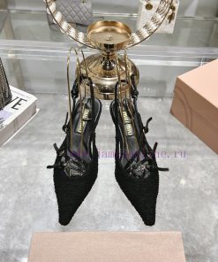 Miu Miu Fashion 2025 Spring/Summer New Roman Cat And SandalsThis Shoe A Popular Item On The Run 6dh14jn1