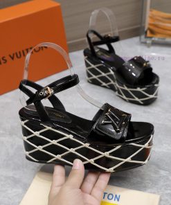 Top TierLv's Latest Hentian Gaopo And Shui Tai SandalsIn The Summer Of 2025 Louis Vuitton/Louis fhxd04ok