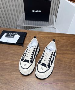 Top TierChanel -2025 Biscuit ShoesTop Casual Sports ShoesThis Classic Design Features A Shoe Up ivo0hx9o
