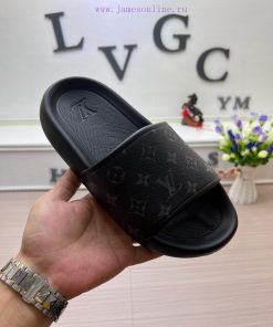 Louis Vuitton Men's Slippers A Popular Item On The LV Official Website Are Now Available For Sa l5w46a45