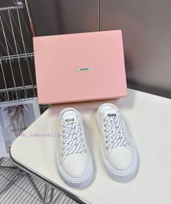 MiuMiu Spring/Summer Fashion Biscuit Shoes Thick Soled Shoes Sports ShoesThe Minimalist Design 1wv9ezg1