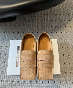 Jacquemus 25ss Square Toe LoafersA Beautiful And Practical Early Spring New Product Simple And 3t96g9f9